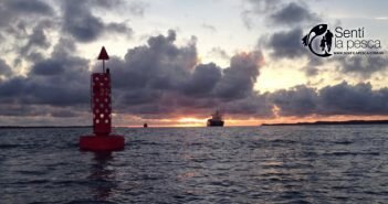 Boyas Baliza en la Navegación boya baliza nautica dest